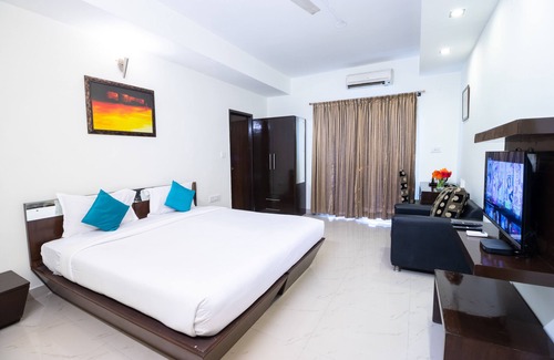 Domlur Hotel | Sanctum Suites Domlur Bangalore