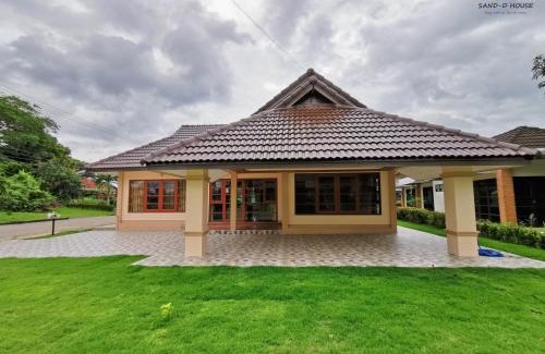 Kram House | Sand-D House Pool Villa A7 at Rock Garden Beach Resort Rayong