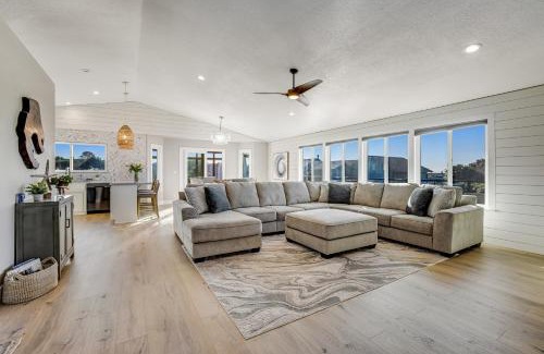 Fort Bragg House | Sand Dollar Shore