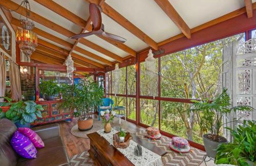 Dunbogan House | Sandalwood