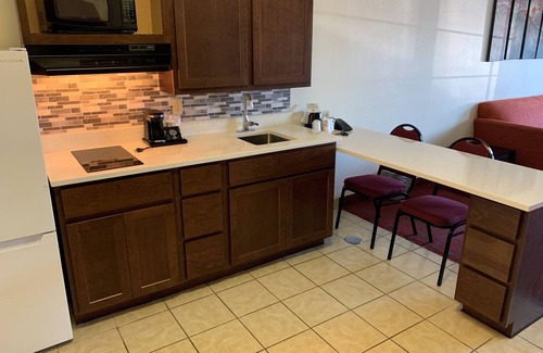 Shakopee Hotel | Sandalwood Studios & Suites