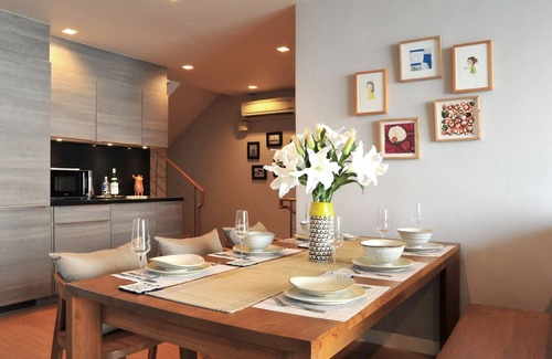 Bang Lamung Villa | Sandbox House · Beach House by the Sea | 20 mins from Pattaya city