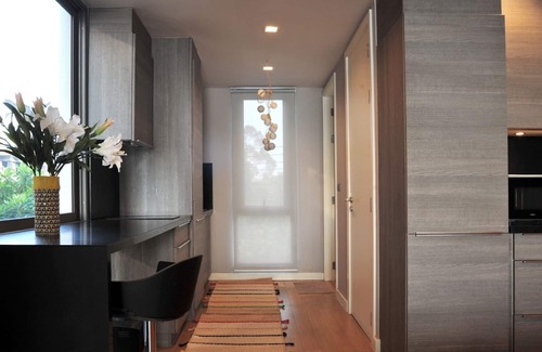 Bang Lamung Villa | Sandbox House · Beach House by the Sea | 20 mins from Pattaya city