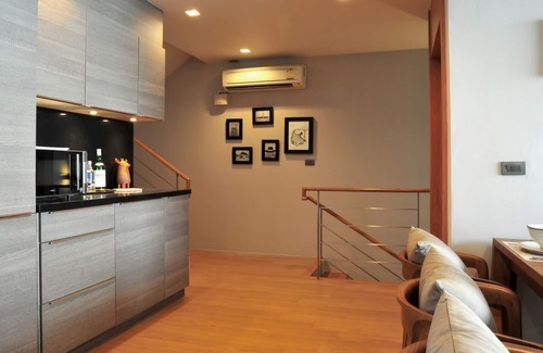 Bang Lamung Villa | Sandbox House · Beach House by the Sea | 20 mins from Pattaya city