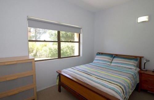 Tuncurry House | Sandcastle 7 with WiFi