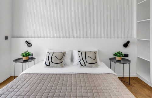 Thessaloniki Apartment | Sanders Arch - Pleasant 1-Bdr. Apt. w/ Balcony