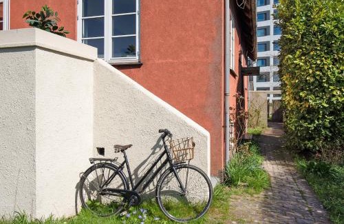 Amager Apartment | Sanders Charm - Endearing Two-Bedroom Apartment with Shared Garden