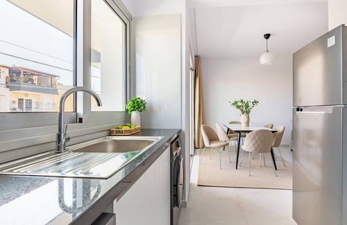Limassol Apartment | Sanders Cruise - Modern 2-bdr Apt With Balcony