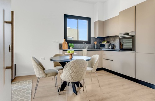 Limassol Apartment | Sanders Crystal 1 - Nice 1-Bdr Apt w Shared Pool