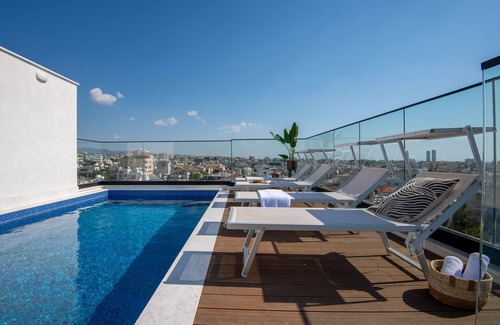 Limassol Apartment | Sanders Crystal 1 - Single room with bathroom