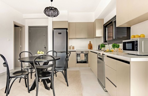 Agios Athanasios Apartment | Sanders Only - Delightful 2-Bdr Apt with Balcony