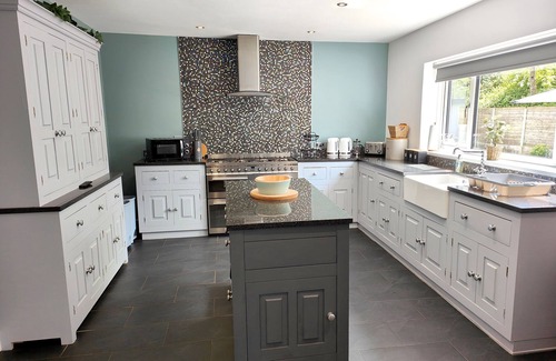 Cleator Moor House | SANDERSON HOUSE, pet friendly, with hot tub in Cleator Moor