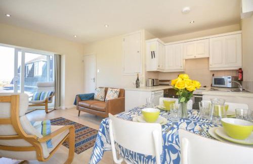 Constantine Bay Apartment | Sandhills 9