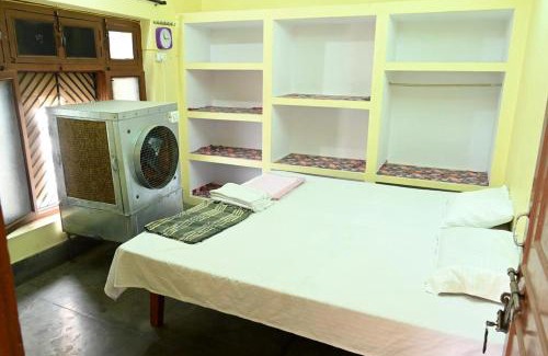 Faizabad House | Sandhya Guest House