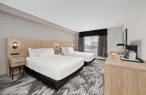 Calgary Hotel | Sandman Hotel Calgary Airport