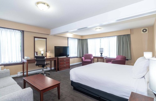 Castlegar Hotel | Sandman Hotel Castlegar
