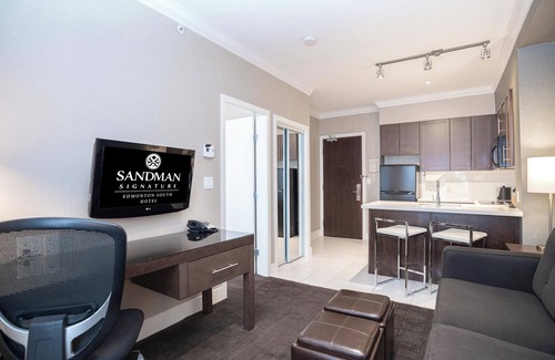 Southeast Edmonton Hotel | Sandman Signature Edmonton South Hotel