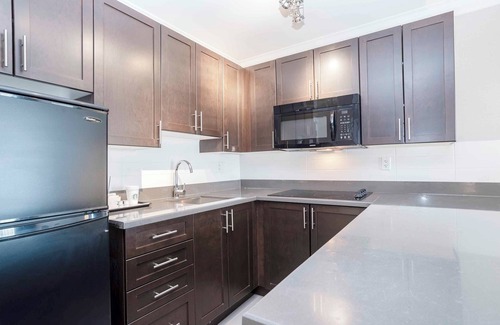 Prince George Hotel | Sandman Signature Prince George Hotel