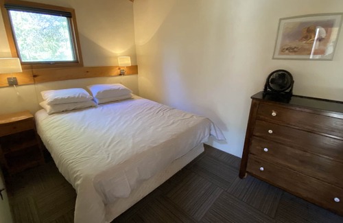 Sioux Narrows Nestor Falls Cottage | Sandpiper Cabin - 1 Bedroom