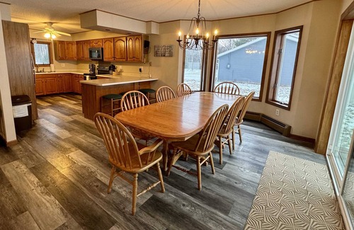 Lewiston House | Sandpiper Too Summary