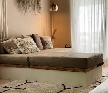 Villanuova sul Clisi Apartment | SANDS Apartment with lake view garden and pool