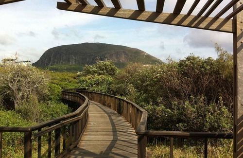 Mount Coolum House | SANDS BEACH HOUSE B - beachside/wifi/enclosed garden/outdoor shower