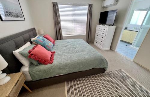 Sandstone Point House | Sandstone Point 4-bedroom Home