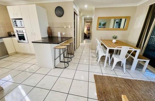 Sandstone Point House | Sandstone Point Holiday Home