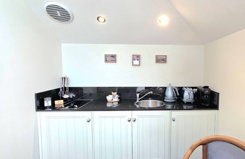Port Fairy Apartment | Sandstone Suites