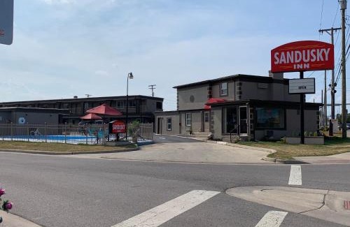 Sandusky South Hotel | Sandusky Inn