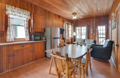 Cedarville House | Sandy Beach and Sunset Views Cedarville Cabin 3!