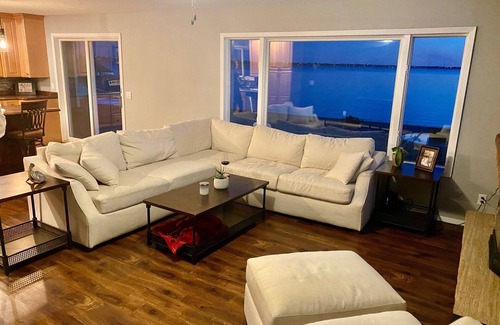 Watertown House | Sandy Beach Lake Front Home