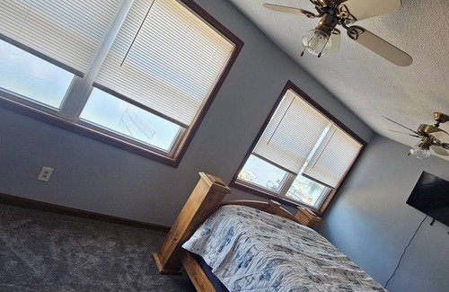Marshall House | Sandy Beach Lake House