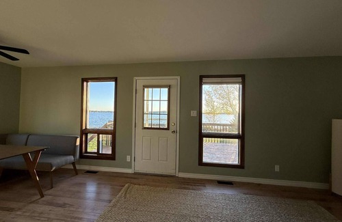 Ignace House | Sandy Beach Waterfront