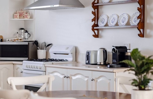 Narrawallee House | Sandy Cottage in Narrawallee