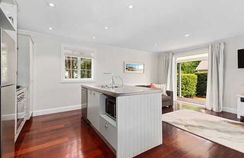 Russell Cottage | Sandy Jandal Cottage 3-5 bed with Annex - Russell Cottages Collection