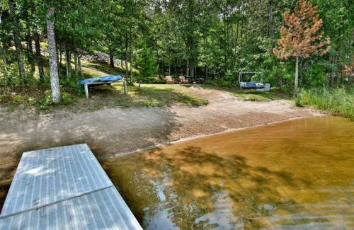 Minong House | Sandy Lake Cabin ~Private Luxury Vacation Home~