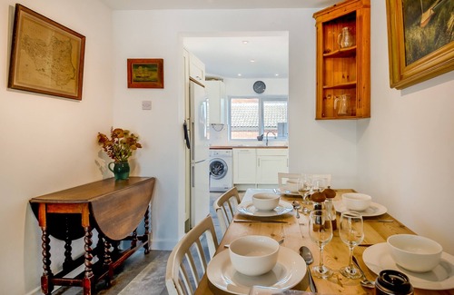 East Runton House | Sandy Lane - Cromer - Three Bedroom House, Sleeps 5