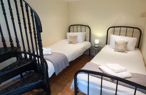 Foolow House | Sandy's Barn, Foolow, Dogs Welcome