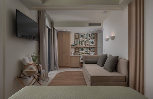 Flogita Hotel | Sandy Seaside Suites