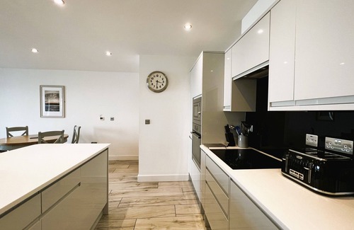 Sandown Apartment | Sandy Shores