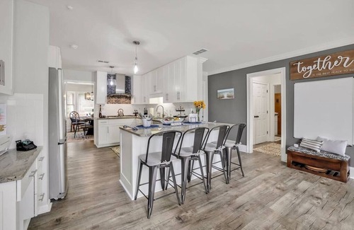 Sandy Springs House | Sandy Springs Retreat