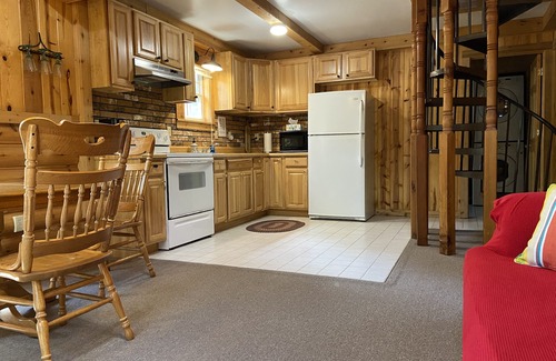 Port Austin Cabin | SandyCabins Duplex Beach House - Garden Side Cabin