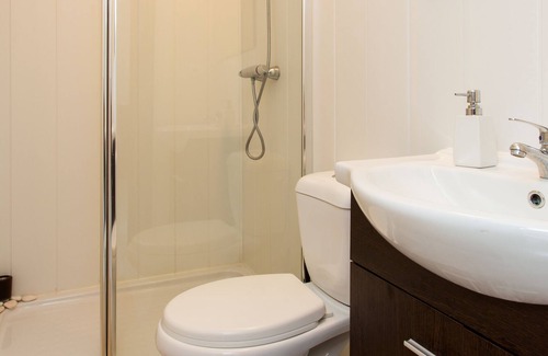Baleal House | Sandycamps Surfhouse Double Deluxe bedroom