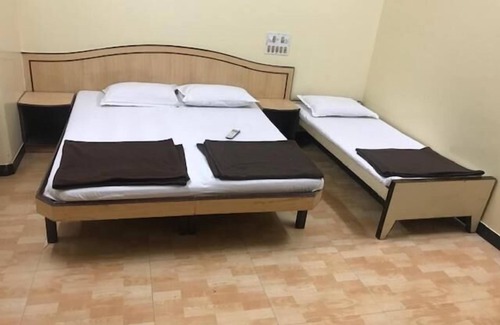 Girgaon House | Sangam Guest House