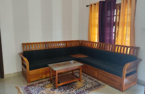 Sulthan Bathery Villa | Sangam serviced villa