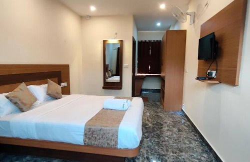 Virarajendrapet Hotel | Sanjose Residency