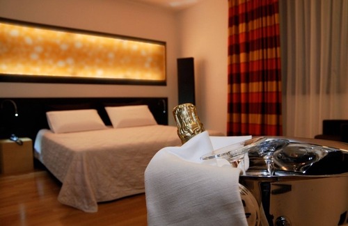 Carpignano Salentino Hotel | Sanlu Hotel