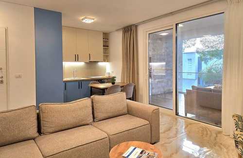 Ishem Apartment | SanPietro Holiday Homes 285, Lalzit Bay, Albania