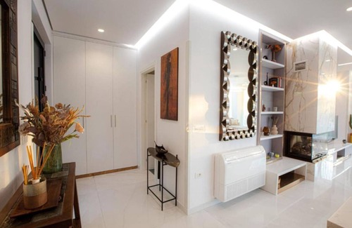 Ishem House | Sanpietro Vacation Villa 001